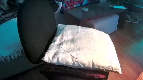 Iskarius online show from 18, 4, 2026