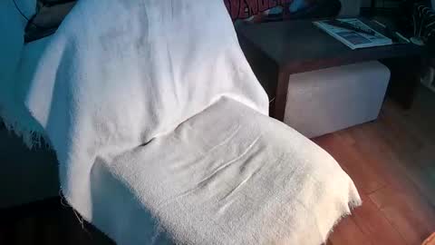 Iskarius online show from 27, 4, 2026