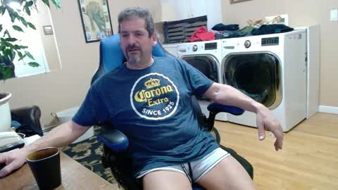 Snapshot of islandguy70 chatting on 10, 1, 2025 Jim online show from 10, 1, 2025