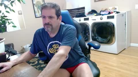 Snapshot of islandguy70 chatting on 11, 1, 2025 Jim online show from 11, 1, 2025