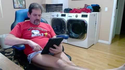 Snapshot of islandguy70 chatting on 11, 1, 2025 Jim online show from 11, 1, 2025