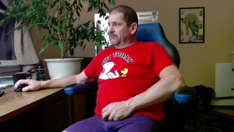 Snapshot of islandguy70 chatting on 31, 1, 2025 Jim online show from 31, 1, 2025