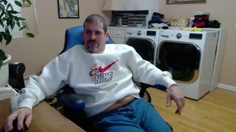 Snapshot of islandguy70 chatting on 5, 2, 2025 Jim online show from 5, 2, 2025