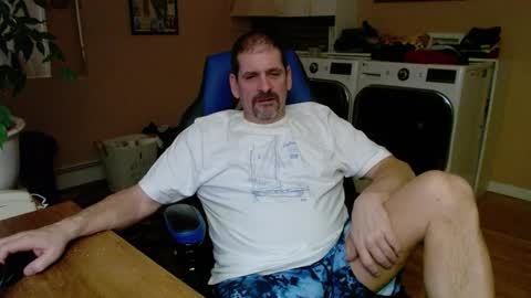 Snapshot of islandguy70 chatting on 8, 2, 2025 Jim online show from 8, 2, 2025