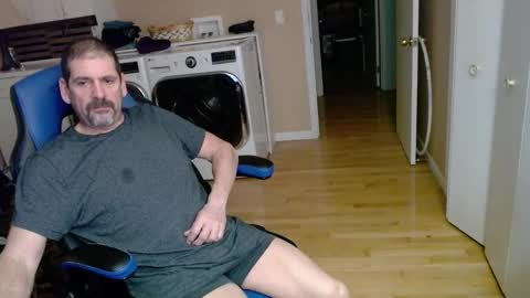 Snapshot of islandguy70 chatting on 14, 2, 2025 Jim online show from 14, 2, 2025