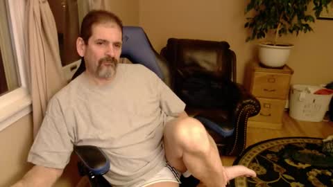 Snapshot of islandguy70 chatting on 28, 2, 2025 Jim online show from 28, 2, 2025