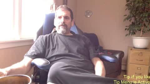 Snapshot of islandguy70 chatting on 8, 3, 2025 Jim online show from 8, 3, 2025
