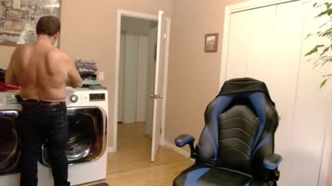 Snapshot of islandguy70 chatting on 24, 9, 2025 Jim online show from 24, 9, 2025