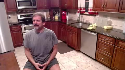 Snapshot of islandguy70 chatting on 10, 10, 2025 Jim online show from 10, 10, 2025