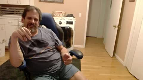 Snapshot of islandguy70 chatting on 6, 11, 2025 Jim online show from 6, 11, 2025