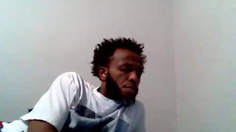 Snapshot of islandmaker chatting on 30, 9, 2025 islandmaker online show from 30, 9, 2025