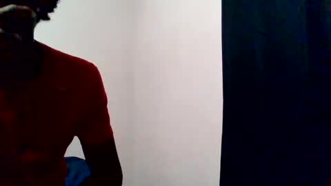 Snapshot of islandmaker chatting on 8, 10, 2025 islandmaker online show from 8, 10, 2025