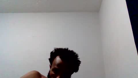 Snapshot of islandmaker chatting on 13, 10, 2025 islandmaker online show from 13, 10, 2025