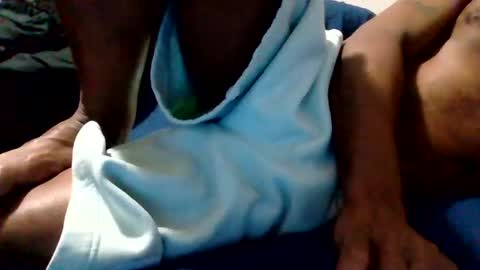 Snapshot of islandmaker chatting on 17, 10, 2025 islandmaker online show from 17, 10, 2025