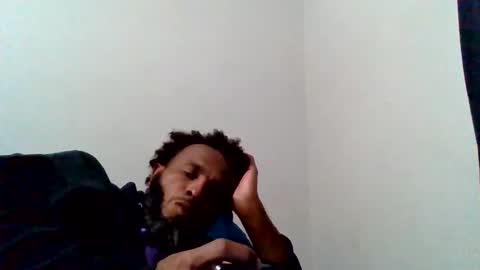 Snapshot of islandmaker chatting on 22, 10, 2025 islandmaker online show from 22, 10, 2025