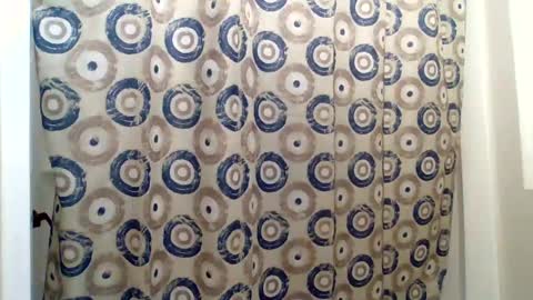 Snapshot of islandmaker chatting on 27, 10, 2025 islandmaker online show from 27, 10, 2025