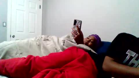 Snapshot of islandmaker chatting on 11, 11, 2025 islandmaker online show from 11, 11, 2025