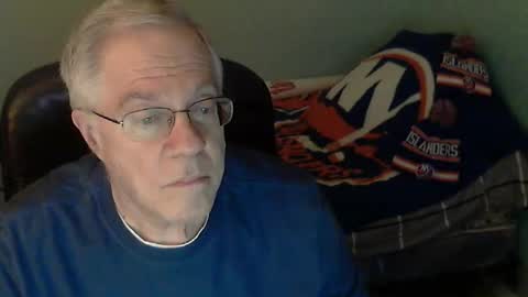 Snapshot of islesman22 chatting on 19, 4, 2026 islesman22 online show from 19, 4, 2026