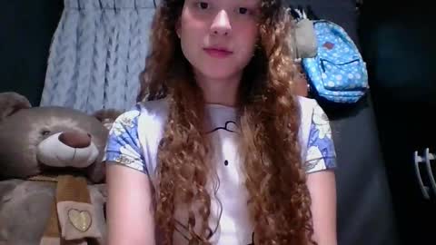 Snapshot of issa30213 chatting on 5, 10, 2025 Issa online show from 5, 10, 2025