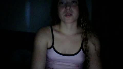 Snapshot of issa30213 chatting on 3, 4, 2026 Issa online show from 3, 4, 2026