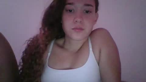 Snapshot of issa30213 chatting on 4, 7, 2026 Issa online show from 4, 7, 2026