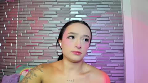 Snapshot of issa_garcia chatting on 3, 12, 2024 I S S A B E L A Igissaa ax Xlittleissa online show from 3, 12, 2024