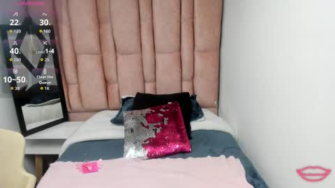 ISSA MILF online show from 7, 2, 2026