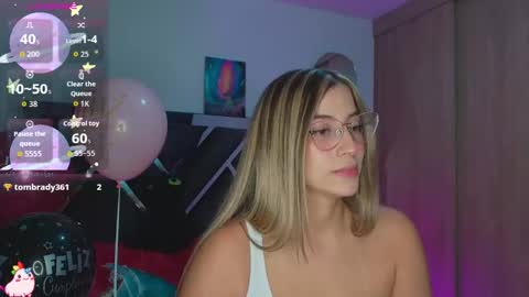 Snapshot of issabela_g1 chatting on 26, 10, 2025 issabela_g1 online show from 26, 10, 2025