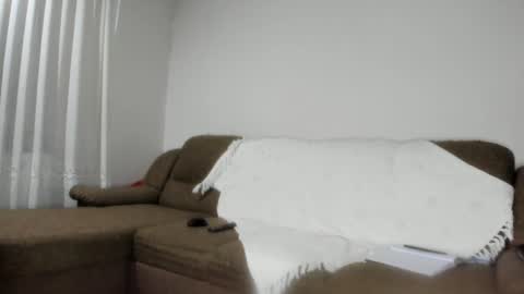 Issabelle online show from 20, 1, 2025