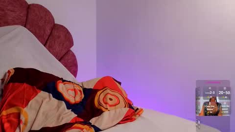 Snapshot of issanoirr chatting on 1, 12, 2025 issamar online show from 1, 12, 2025