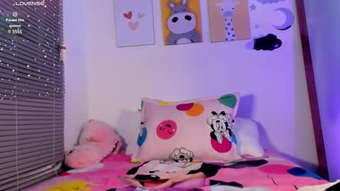 Snapshot of itahisa_cute chatting on 19, 2, 2025 itahisa online show from 19, 2, 2025