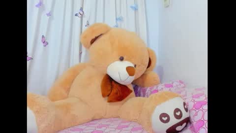 Snapshot of itahisa_sweet chatting on 10, 10, 2025 Itahisa sweet online show from 10, 10, 2025