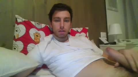 italian_boy_22 online show from 7, 12, 2024