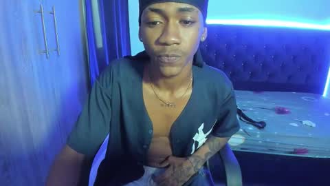 Snapshot of iteban_boy chatting on 20, 11, 2025 iteban_boy online show from 20, 11, 2025