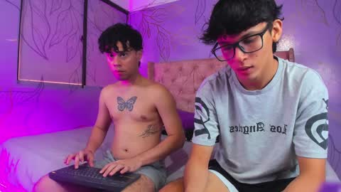 Snapshot of ithan_salvatore chatting on 6, 3, 2025 Ithan and Friends online show from 6, 3, 2025