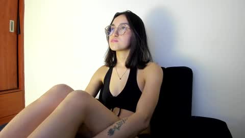 Snapshot of its__angelica_ chatting on 11, 2, 2025 Angelica online show from 11, 2, 2025