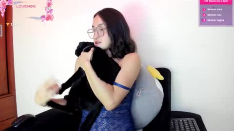 Snapshot of its__angelica_ chatting on 8, 3, 2025 Angelica online show from 8, 3, 2025