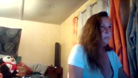 Snapshot of its_kimber chatting on 2, 10, 2025 its kimber online show from 2, 10, 2025