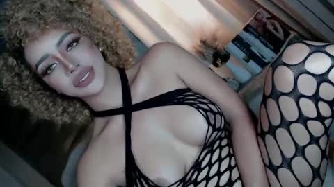 Cataleya Rogers online show from 19, 2, 2025