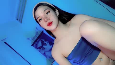 Snapshot of its_me_ezzie chatting on 17, 2, 2025 EZZIE online show from 17, 2, 2025