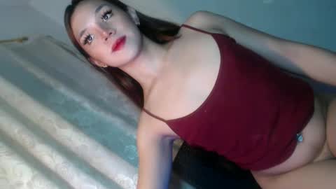 Snapshot of its_me_ezzie chatting on 25, 2, 2025 EZZIE online show from 25, 2, 2025