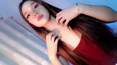 Snapshot of its_me_ezzie chatting on 7, 3, 2025 EZZIE online show from 7, 3, 2025