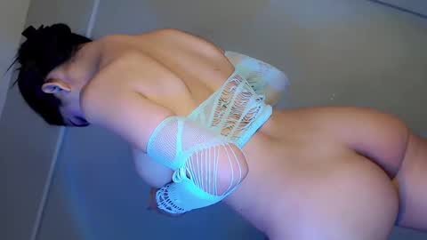 Snapshot of its_me_kelly chatting on 20, 2, 2025 KellyPuth online show from 20, 2, 2025