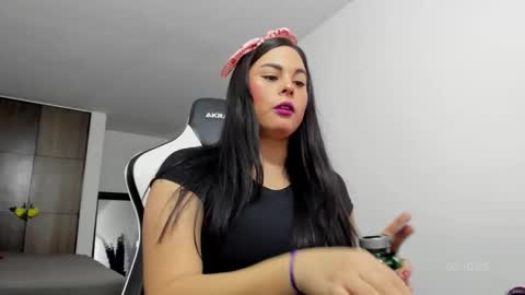 Snapshot of its_sol chatting on 2, 10, 2025 Sol online show from 2, 10, 2025