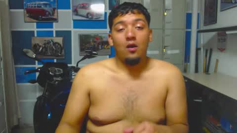 Snapshot of itsdavidx chatting on 8, 2, 2026 David online show from 8, 2, 2026