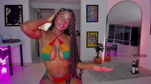 Snapshot of itslau_ chatting on 31, 1, 2025 lau online show from 31, 1, 2025