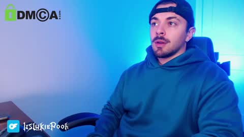 Snapshot of itslukiepooh chatting on 23, 11, 2025 Itslukiepooh online show from 23, 11, 2025