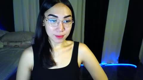 itsmehotqueen online show from 18, 5, 2026