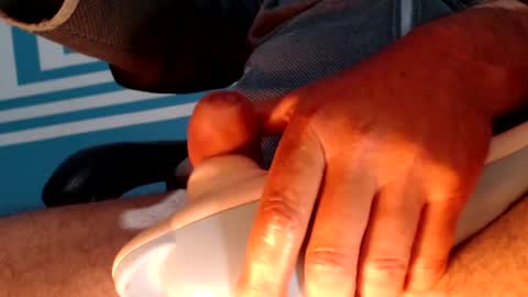 itsmeyes69 online show from 26, 4, 2026