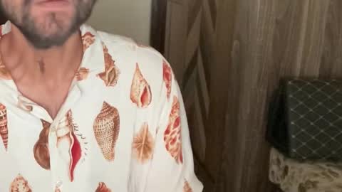 Snapshot of itsmylife021 chatting on 13, 11, 2025 Raje online show from 13, 11, 2025